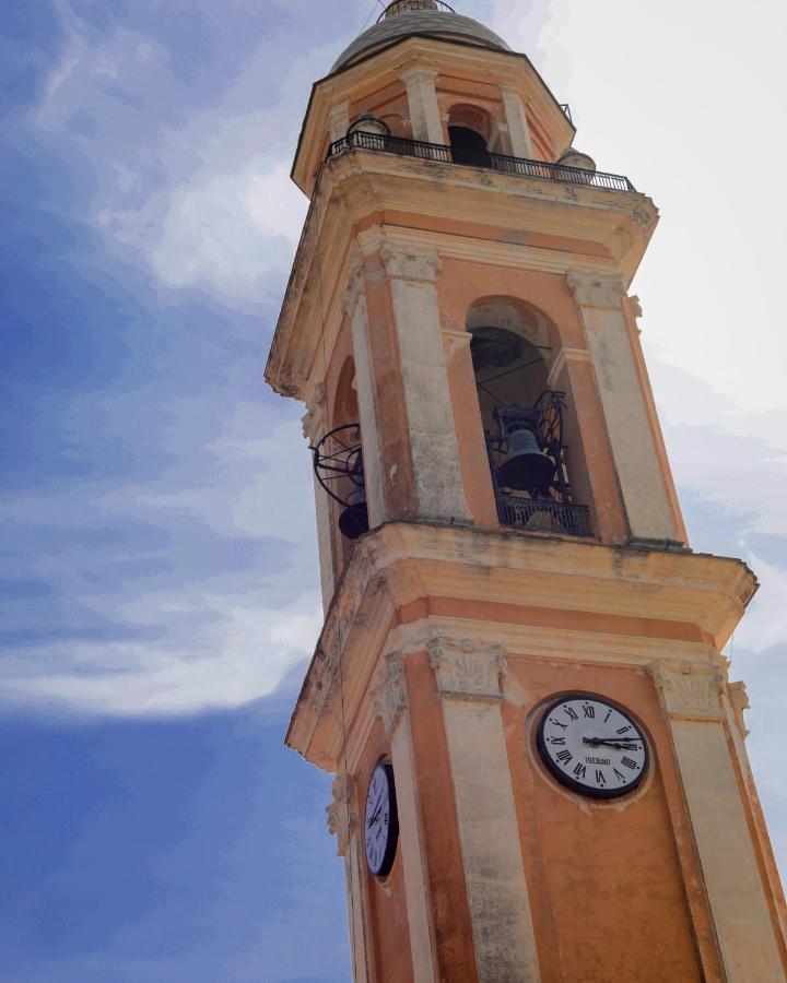 Moneglia Beach Downtown Bagian luar foto